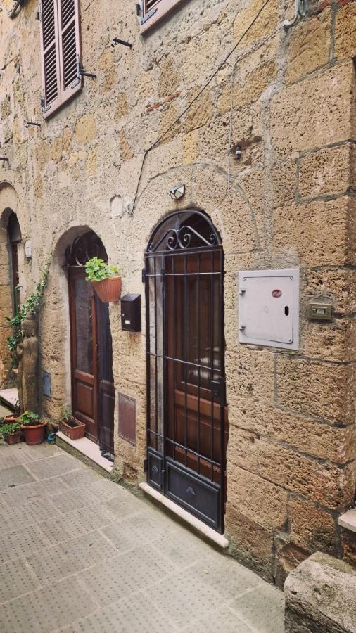 Apartamento Il Nido Di Polly Pitigliano Exterior foto